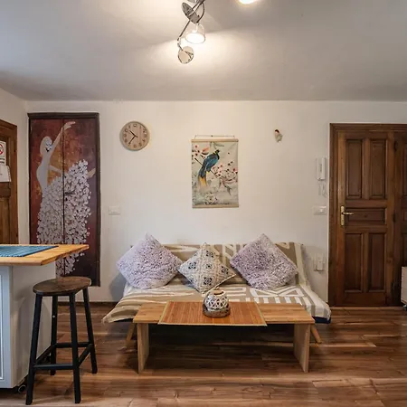 Andrea's Nido Appartement *